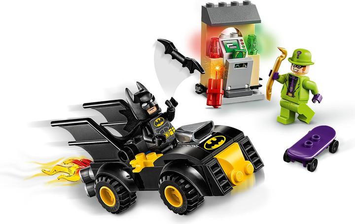 Actual product image LEGO Batman vs. the Robbery of the Riddler (76137, LEGO DC)