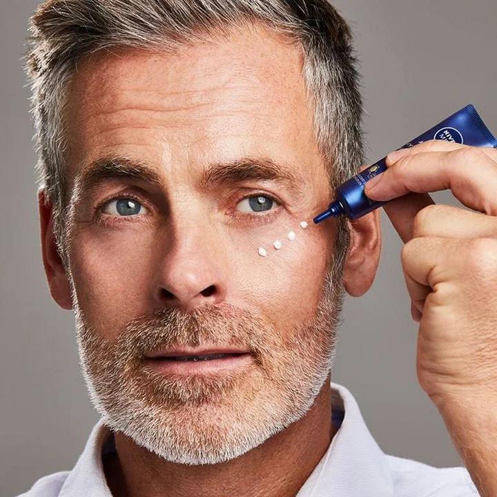 Image du produit NIVEA MEN Crème pour les yeux hyaluronique anti-âge pour hommes (Crème, 15 ml, Jour + nuit)