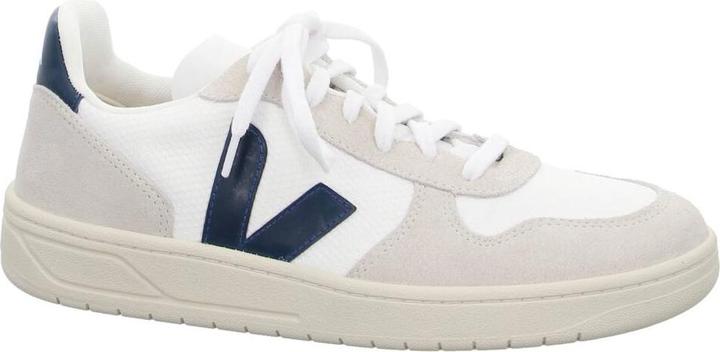 Actual product image Veja V-10 (44)