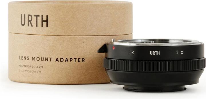 Urth Adattatore per obiettivo: Compatibile con gli obiettivi Nikon F (tipo G) e i corpi macchina Micro