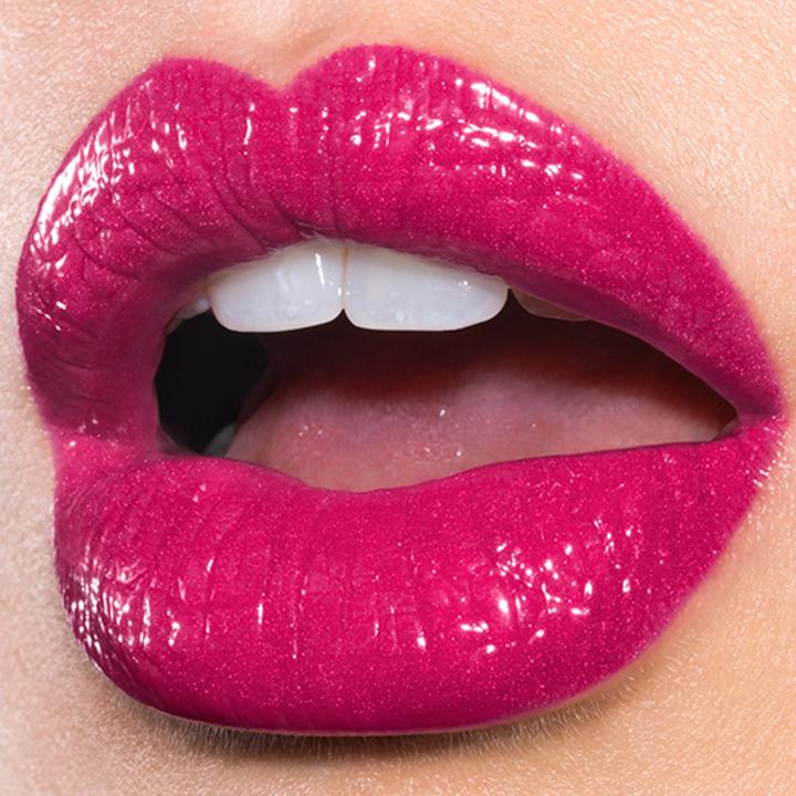 Image du produit Revlon Rouge à lèvres Super Lustrous™ Glass Shine Love is on (17 - L'amour est dans le pré)