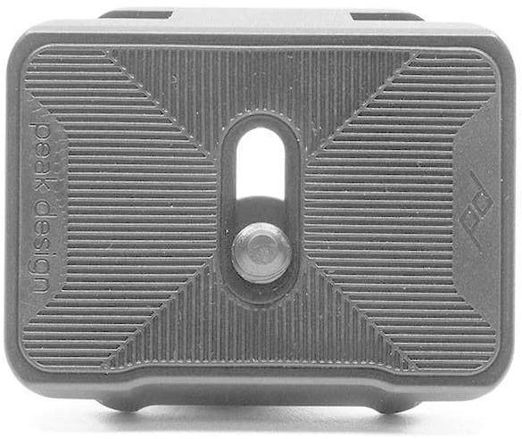 Actual product image Peak Design dual plate (Tripod quick-release plate)