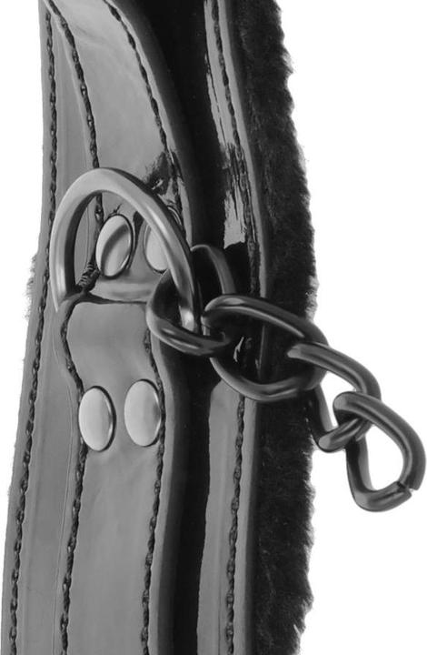 Actual product image Darkness Lined handcuffs with lock