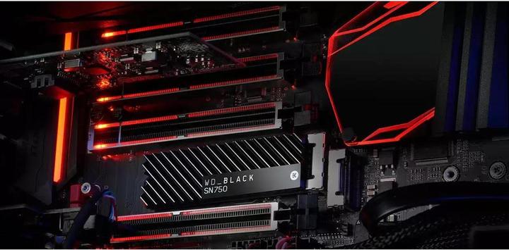 Produktbild WD Black SN750 Gaming - mit Heatsink (2000 GB, M.2 2280)