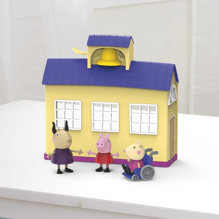 Actual product image Hasbro Peppa Pig school playset