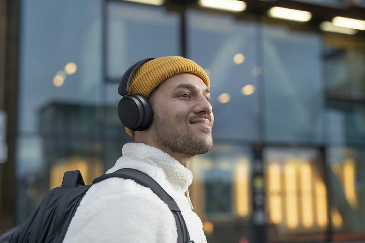 Image du produit Philips CASQUE SANS FIL TAH5209BK/00 (ANC, 65 h, Sans fil)