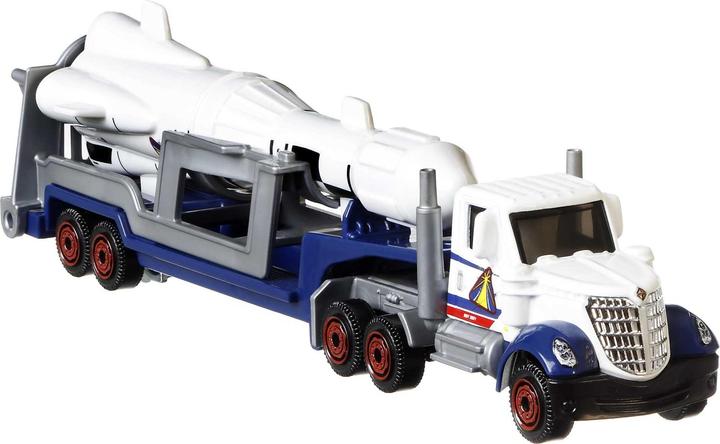 Produktbild Matchbox Super Convoy Sortiment, Sattelzug mit abnehmbaren Sattelschlepper, ein zusätzliches Fahrzeu