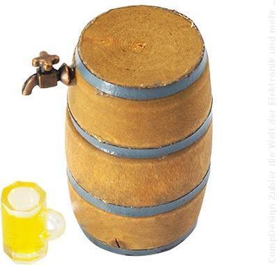Fusto di birra Xtra con boccale di birra