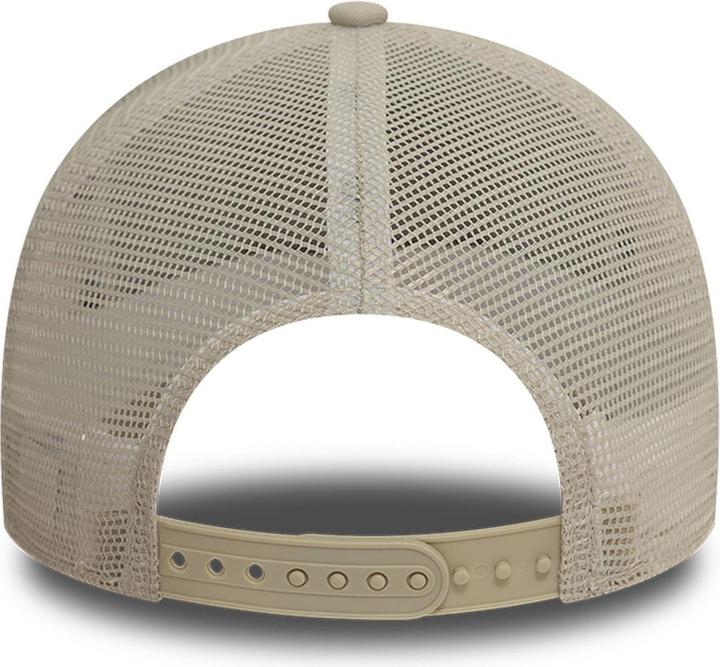 Actual product image New Era A-Frame Mesh Trucker Cap - California Patch Beige (One size)