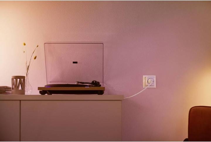Actual product image Telekom Smart Home WLAN Plug adapter inside