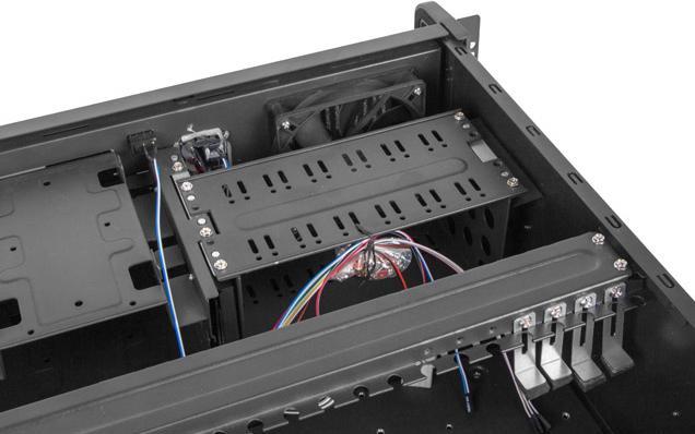 Actual product image Lanberg SC01-4504-10B Modular Server Enclosure Rack (4U)