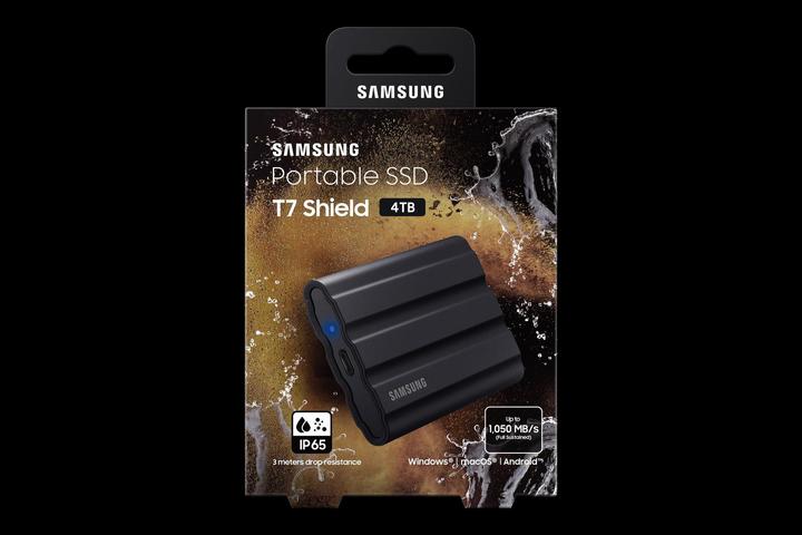 Actual product image Samsung T7 Shield (4000 GB)