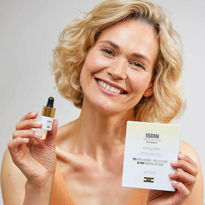 Actual product image Isdin Isdinceutics Flavo-C Forte Intensive Facial Serum with 15% Vitamin C 5.30ml (5.30 ml)