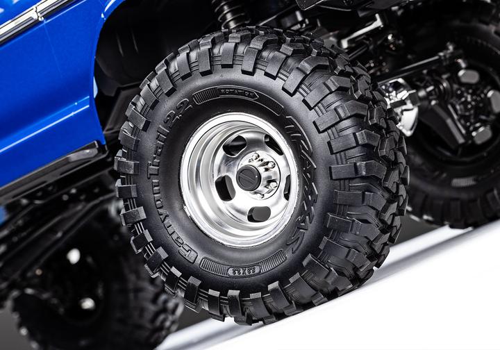 Immagine prodotto Traxxas TRX-4 79 Ford F150 High-Trail 1/10 Crawler RTR blu spazzolato, senza batteria e caricatore (RTR pronto all'uso)