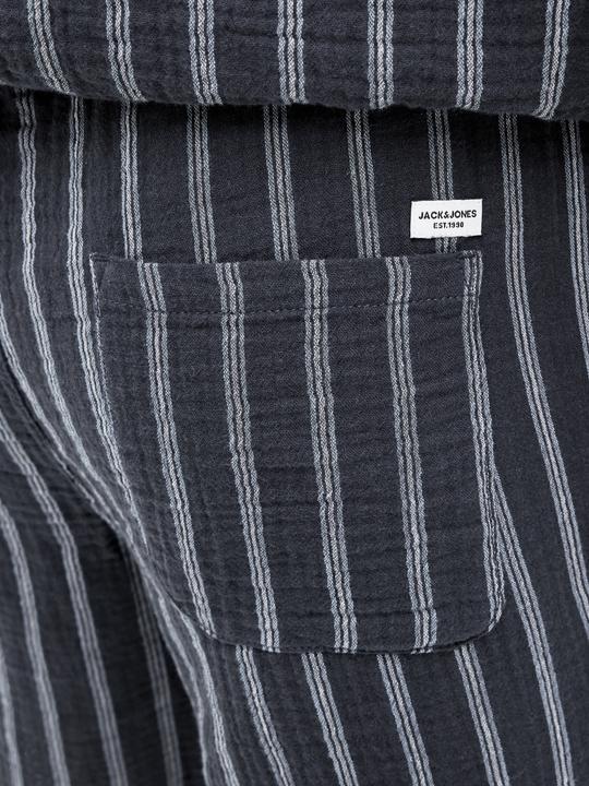 Actual product image Jack & Jones Relaxed Fit Relaxed Fit Shorts Relaxed Fit Shorts (XS)