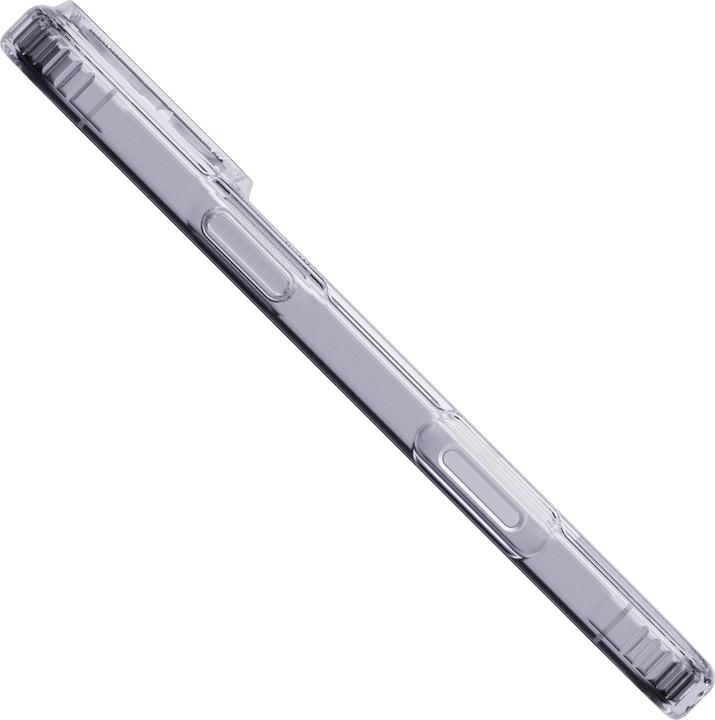 Actual product image tech21 EvoClear (Apple iPhone 16 Pro Max)