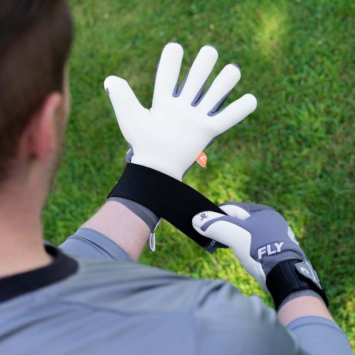 Produktbild Catch & Keep Fussballhandschuhe Fly Grey Soul Gr. 7 Grau Torwart Keeper Goalie Handschuhe (7)