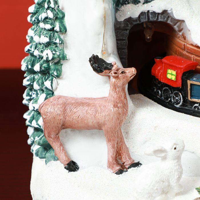 Image du produit Swisshandel24 Weihnachtsdorf mit LED-Leuchtung 24 cm Weihnachtsstadt mit Musik Mehrfarbig