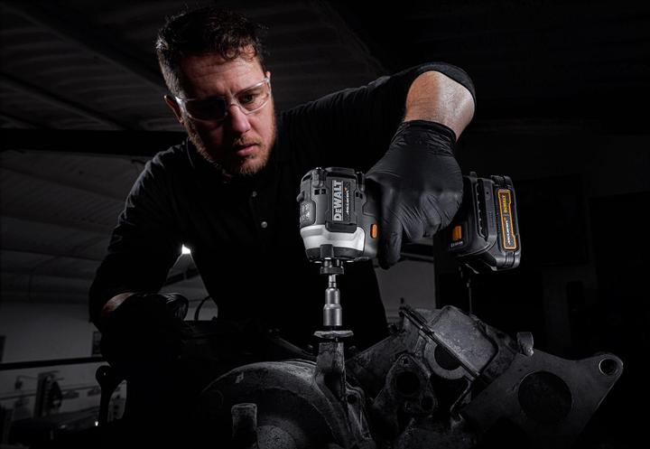 Produktbild DeWalt McLaren Schlagschrauber DCF850 (Akkubetrieb)