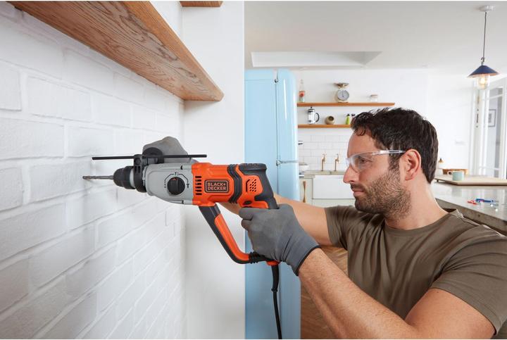 Image du produit Black & Decker Marteau de forage et de burinage BEHS02K (Fonctionnement sur secteur)
