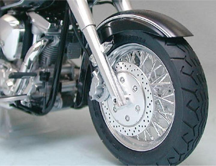 Actual product image Tamiya 1:12 Yamaha XV1600 Road Star 1999