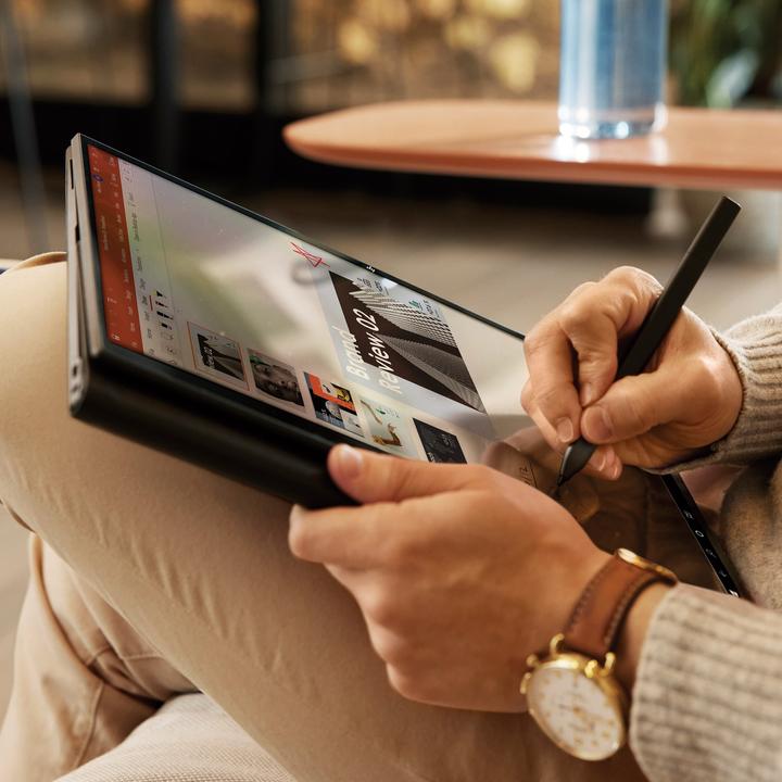 Produktbild HP EliteFolio Snapdragon 8cx (13.50", Qualcomm Kryo 495, 16 GB, 512 GB, DE)
