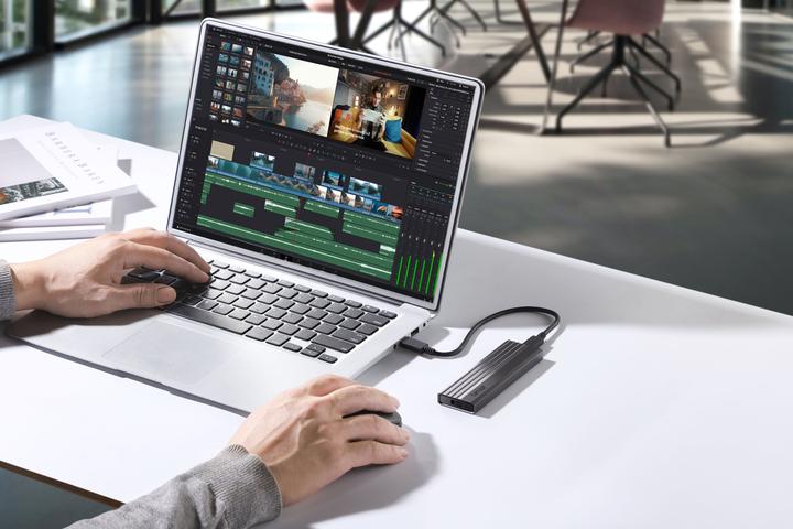 Produktbild Lexar Boitier externe USB 3.2 E350 - NVMe M.2 Type 2280 (Argent) (M.2 2280)