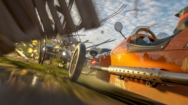 Produktbild Microsoft Forza Horizon 4: Deluxe Edition (Xbox One X, Xbox Series X, Xbox One S, Xbox Series S)