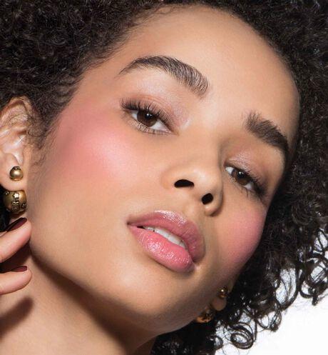 Actual product image Dior blush (047 Miss)
