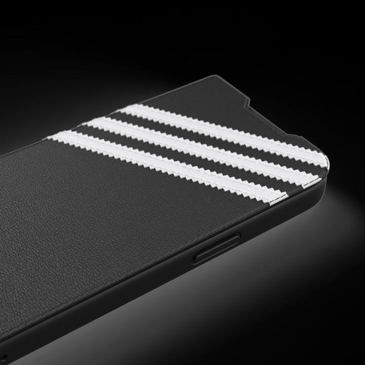 Actual product image adidas Booklet Case PU (Apple iPhone 13, Apple iPhone 13 Pro)