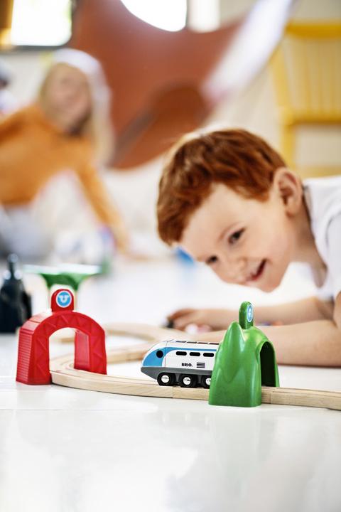 Produktbild Brio Smart Tech Zug mit Actiontunnels