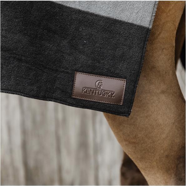 Produktbild Kentucky Horsewear Fleecedecke Square Stripes Heavy (16800 cm)
