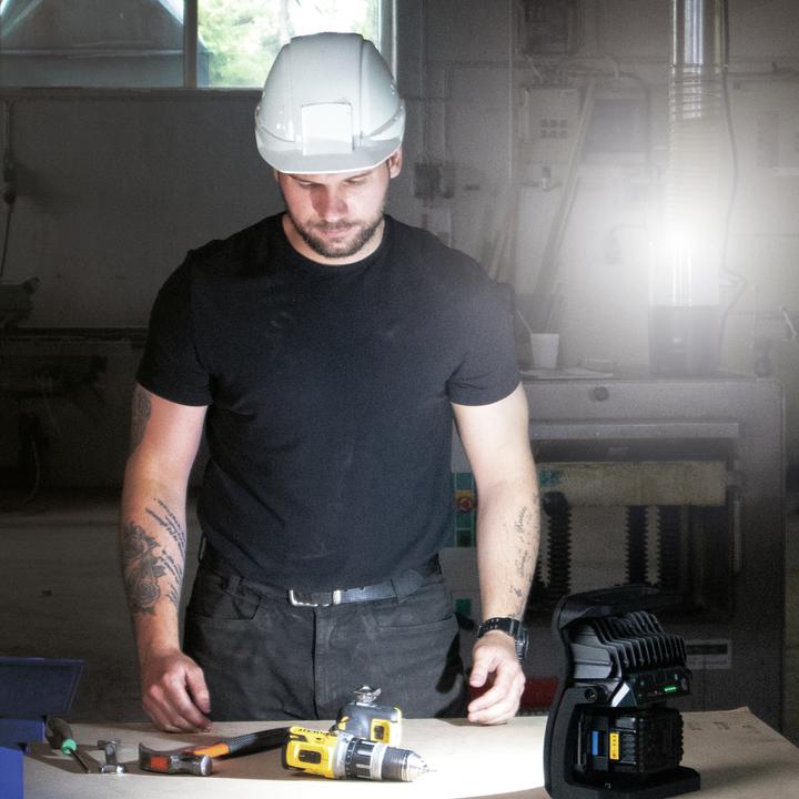 Produktbild Scangrip Connector für Milwaukee 18V-Akkus