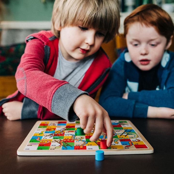 Actual product image Bigjigs Traditional Snakes and Ladders (German, French, Italian, English)