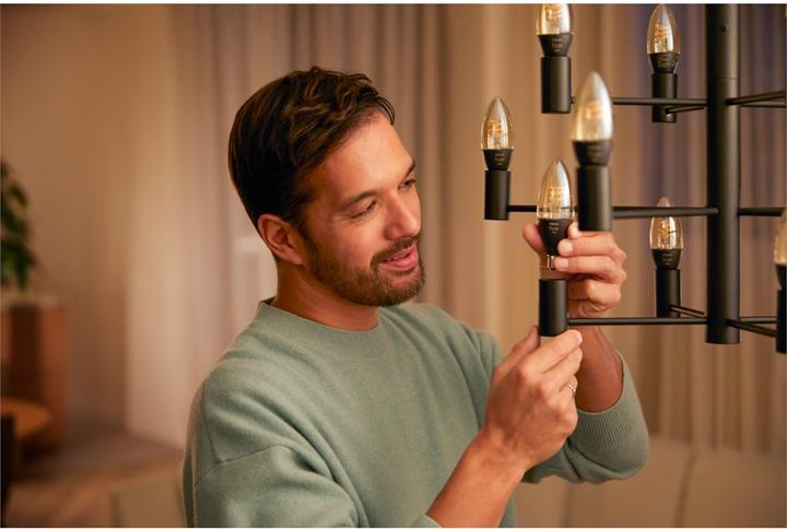 Actual product image Philips Hue White (E14, 4.50 W, 300 lm, 2 x, G)
