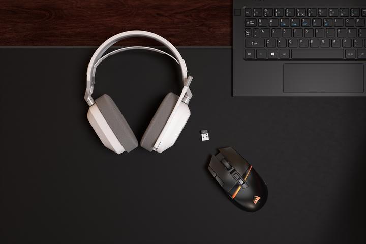 Actual product image Corsair Darkstar (Wireless)