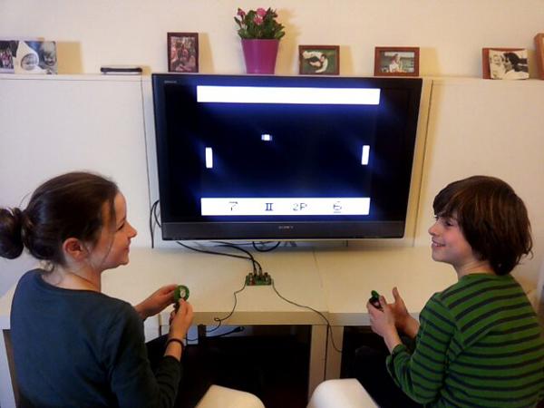 Actual product image Velleman Classic TV Tennis Game With Analog Bats (Add-on)