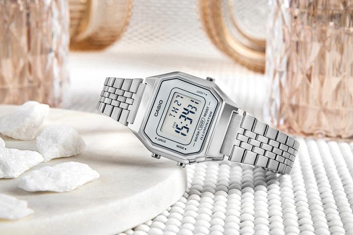 Produktbild Casio LA680WA-7DF Damenuhr + BOX (0.30 mm)