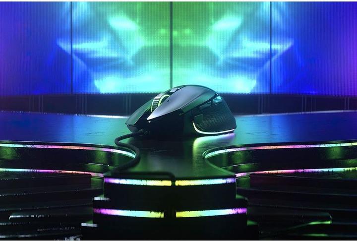 Actual product image Razer Basilisk V3 (Cable)