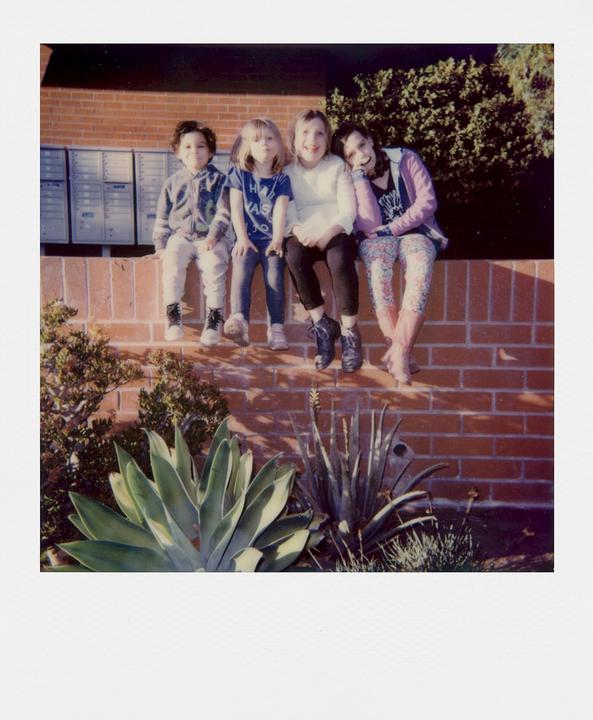 Actual product image Polaroid I-Type ColourI-Type Colour, double pack (2x 8Photos) (i-Type)