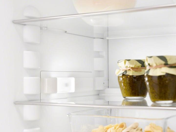 Produktbild Miele Kfn 29133 D (344 l)