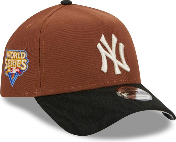Actual product image New Era 9Forty Trucker Sidepatch New York Yankees