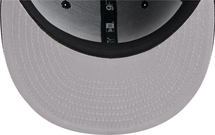Actual product image New Era 9Fifty Snapback Cap - ANIMAL FILL Baltimore Orioles