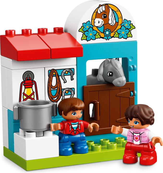 Actual product image LEGO DUPLO horse stable (10868)