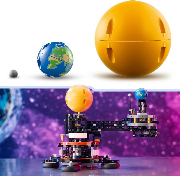 Actual product image LEGO Sun Earth Moon Model (42179, LEGO Technic)