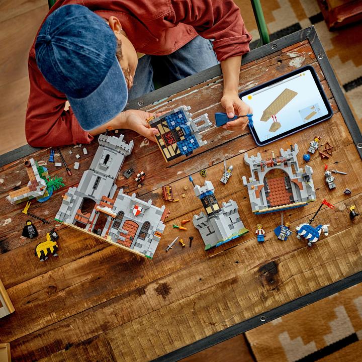 Produktbild LEGO Ritterburg im Mittelalter (31168, LEGO Creator Expert)