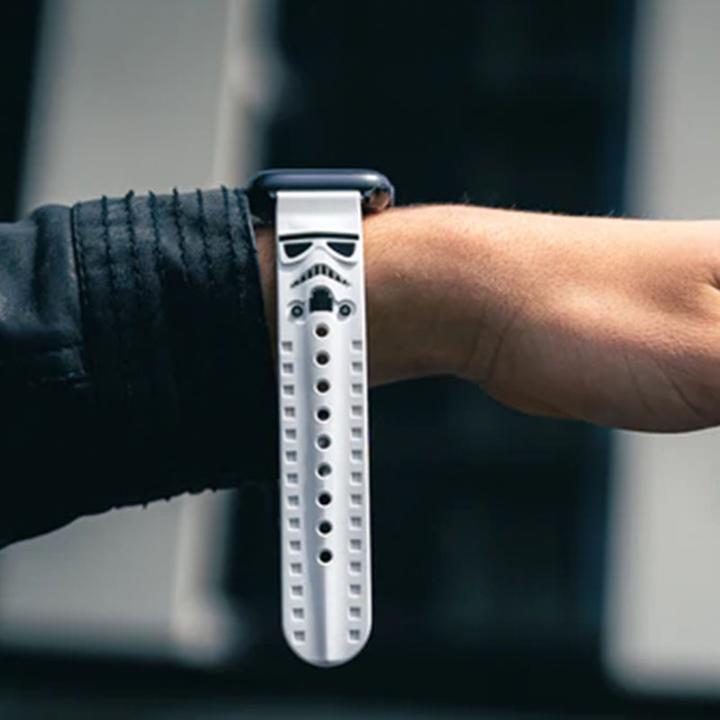 Actual product image Moby Fox Star Wars - Apple Watch Armband 38/40/41/42/44/45/49 mm (Stormtrooper 3D) (Silicone)