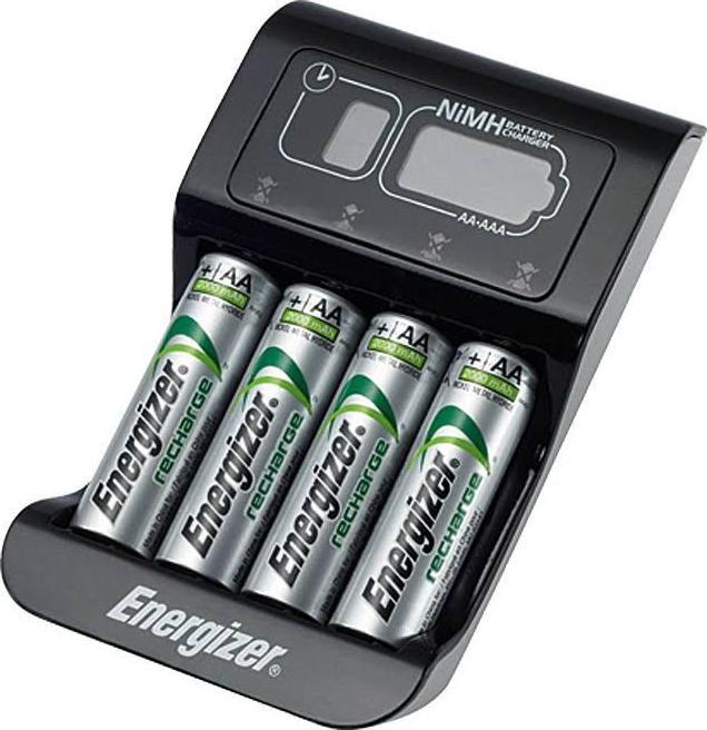 Produktbild Energizer Recharge Pro (4 Stk., AA, 2000 mAh, Ladegerät inkl. Akku)