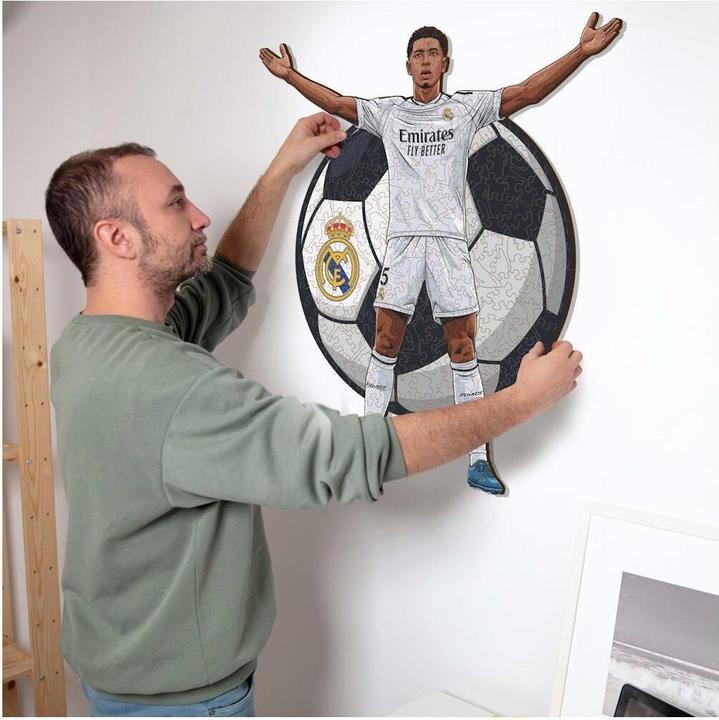 Actual product image Iconic Jude Bellingham - Real Madrid - Wooden Puzzle Size M (270 pieces) (270 pieces)