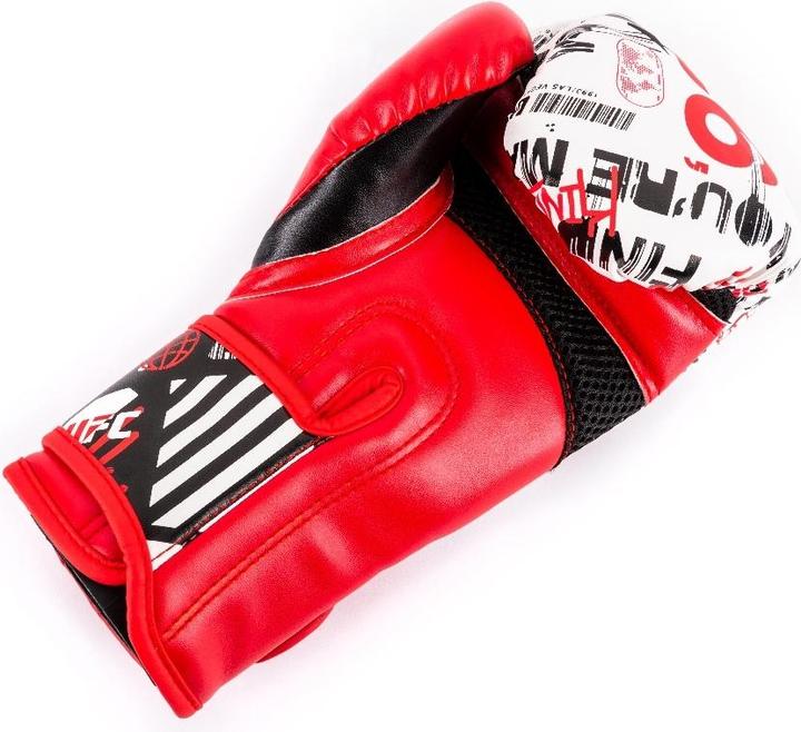 Actual product image UFC Made Youth Boxing Glove, 6oz (6 OZ)